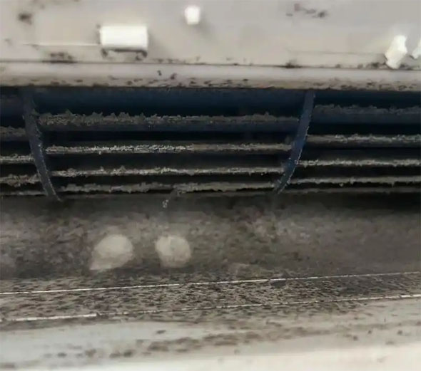 寻甸空调吹的风有股烧焦味是怎么回事